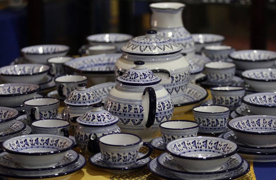 La talavera poblana también se distingue por diseñar sus propios patrones, sin duda con herencia prehispánica, en lugar de reproducir obras pueblos de Asia o Europa. Foto: Víctor Hugo Rojas/EL UNIVERSAL.