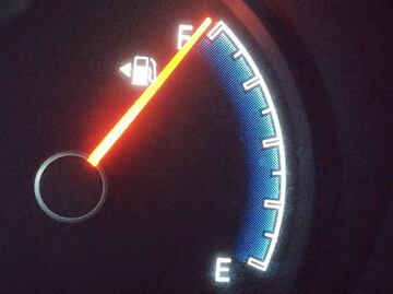 ¿Cuáles son los autos que gastan menos gasolina?