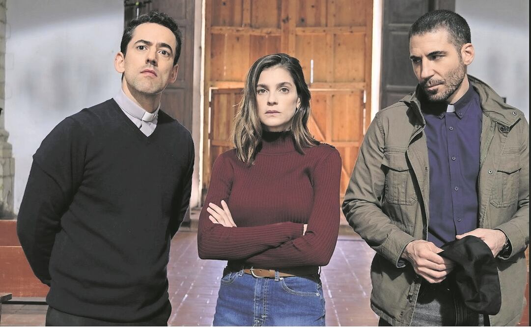 A Luis Gerardo Méndez lo acompañan Irene Azuela como una doctora, y el español Miguel Ángel Silvestre, entre otros. Foto: PARAMOUNT+