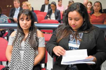 Reinician juicio a salvadoreña que abortó