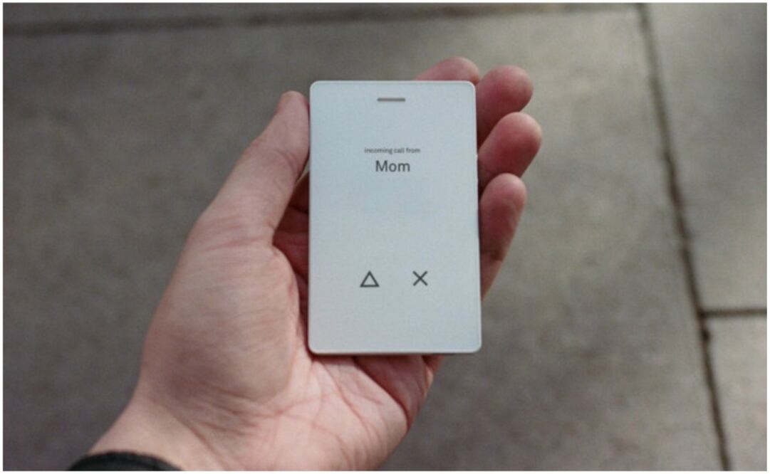 Light Phone 2 es un teléfono minimalista con 4G y pantalla de tinta