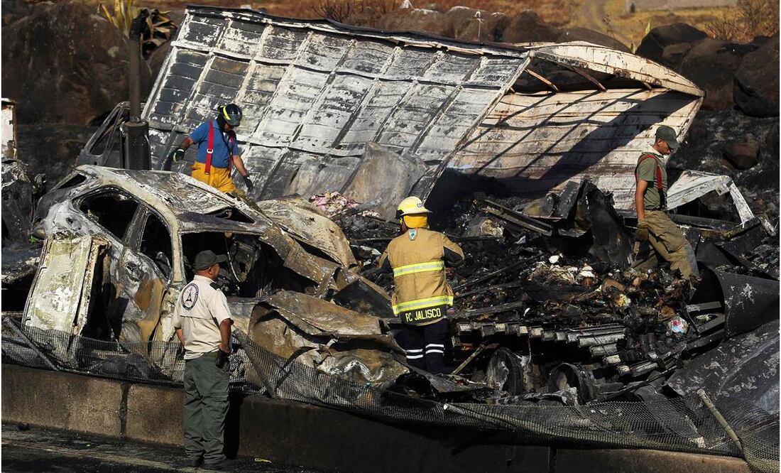 Accidente en autopista Zapotlanejo, Jalisco. Foto: Ulises Ruiz / AFP
