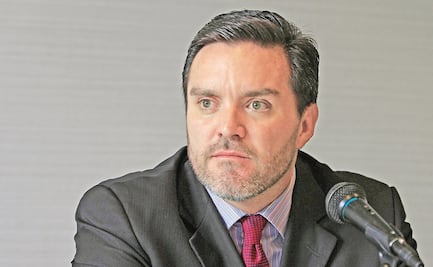 De luna de miel, Gobierno y cártel inmobiliario: Döring