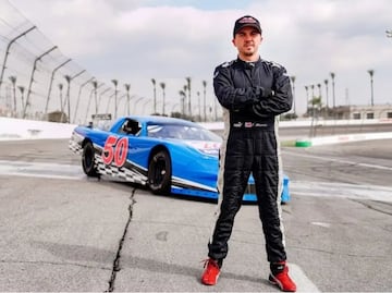 De las pantallas a las pistas; el protagonista de 'Malcolm el de en medio' será piloto de NASCAR