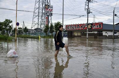 Inundaciones en Japón dejan tres muertos