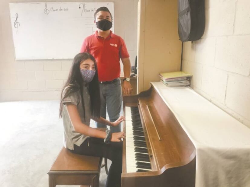 Tras 14 meses, aulas “cobran vida” otra vez