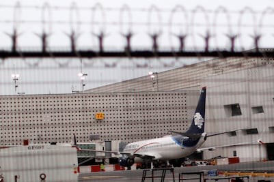 Vinculan a proceso penal a piloto de Aeroméxico que organizó paro en 2017