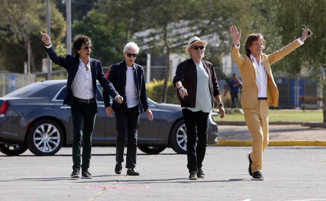 Ronnie Wood, Charlie Watts, Keith Richards y Mick Jagger se trasladaron al Estadio Nacional, donde ya está instalado el escenario de 58 metros de largo y 25 metros de profundidad. (FOTO: EFE)