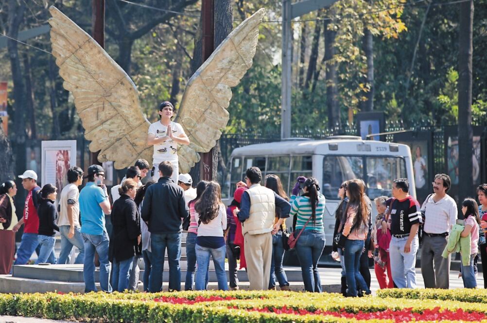 Autoridades aún no definen a dónde llevarán la obra llamada Alas de México, de Jorge Marín / ARCHIVO EL UNIVERSAL