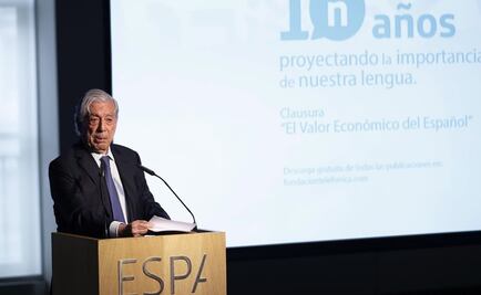 Vargas Llosa pide movilizarse contra Trump y solidarizarse con México