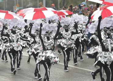 Asiste millón y medio de personas a Desfile de Día de Muertos en CDMX
