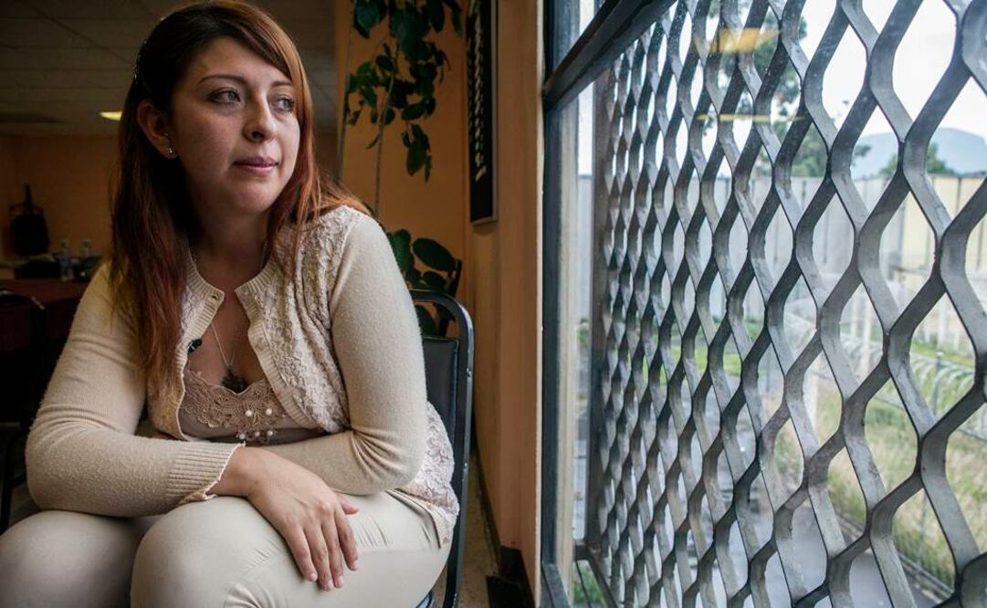 La joven bailarina espera se inicie su proceso./Cristopher Rogel Blanquet - EL UNIVERSAL