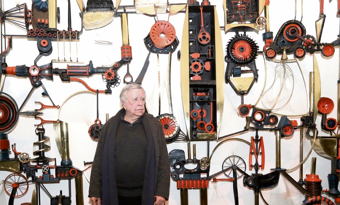 Manuel Felguérez, en el acto de reinauguración de su mural La Invención Destructiva. Foto: VALENTE ROSAS. EL UNIVERSAL