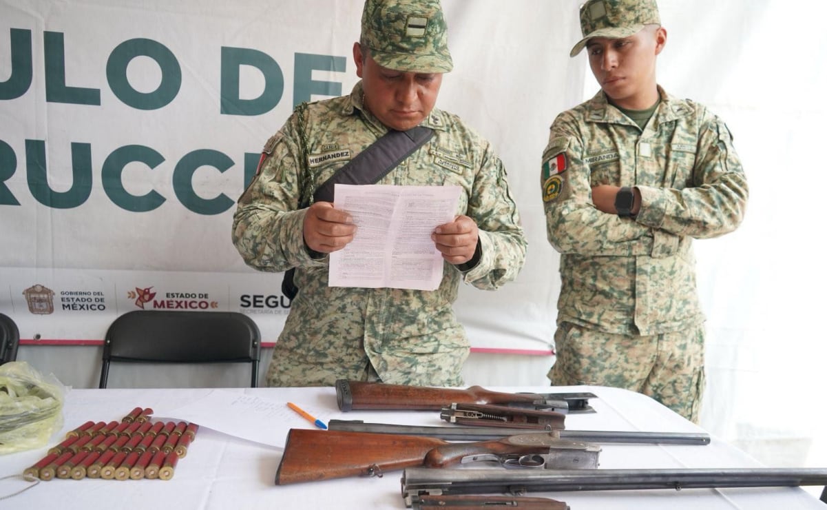 En Edomex se entregaron voluntariamente armas, granadas y cartuchos como parte del programa “Sí al Desarme, Sí a la Paz”