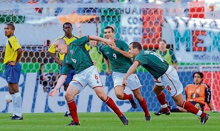 Alex Aguinaga recuerda con tristeza el encuentro entre México y Ecuador en el Mundial de Corea-Japón 2002