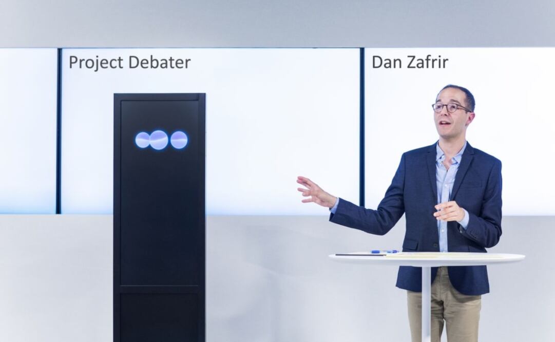 Harish Natarajan  debatió con la IA de  IBM.