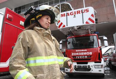 Bomberos, una labor sin distinción de género