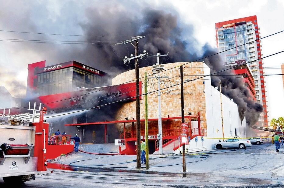 El ataque contra el Casino Royale, en Monterrey, se atrubuyó a sicarios de Los Zetas. Foto: Archivo / EL UNIVERSAL