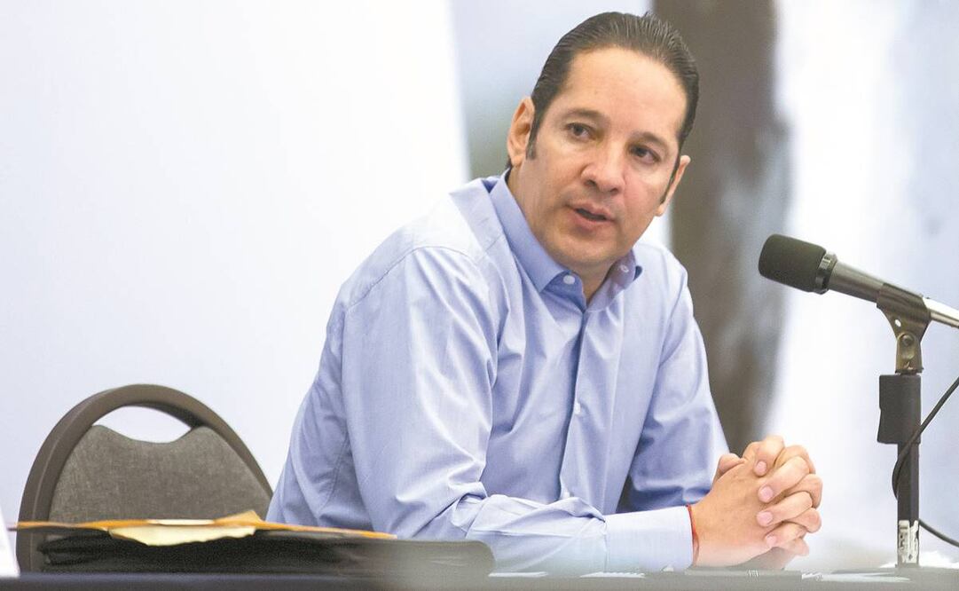 Francisco Domínguez Servién comentó que durante las campañas “se encerrará” para no dar su respaldo a los candidatos. Foto: ARCHIVO EL UNIVERSAL