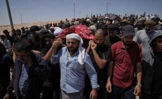 Asociación de prensa denuncia arresto y ataque de soldados israelíes a equipo de CNN; "estranguló y arrojó al suelo a fotoperiodista"