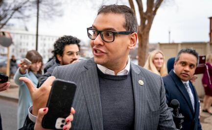 Departamento de Justicia denuncia al congresista George Santos, según CNN