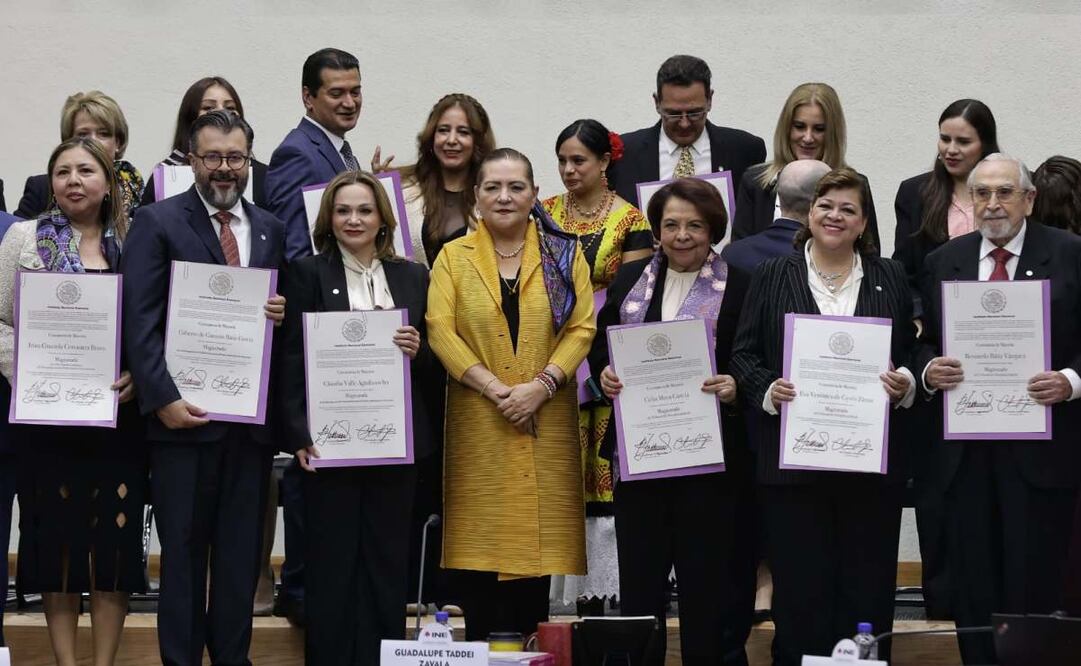 Entrega de constancias de mayoría a las candidaturas que resultaron ganadoras en la elección judicial: Magistradas y Magistrados del Tribunal de Disciplina Judicial, de la Sala Superior del TEPJF y de las Salas Regionales del TEPJF. Foto: Fernanda Rojas/ EL UNIVERSAL