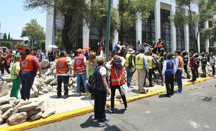 En próximos simulacros ciudadanos deberán participar en escenarios de rescate: Clara Brugada; se busca que estén preparados