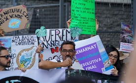Semarnat recibe a manifestantes contra Perfect Day; activistas exigen conocer razones para frenar desarrollo