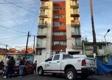 Tres personas mueren por presunta intoxicación de gas LP en la Venustiano Carranza; un lomito también falleció