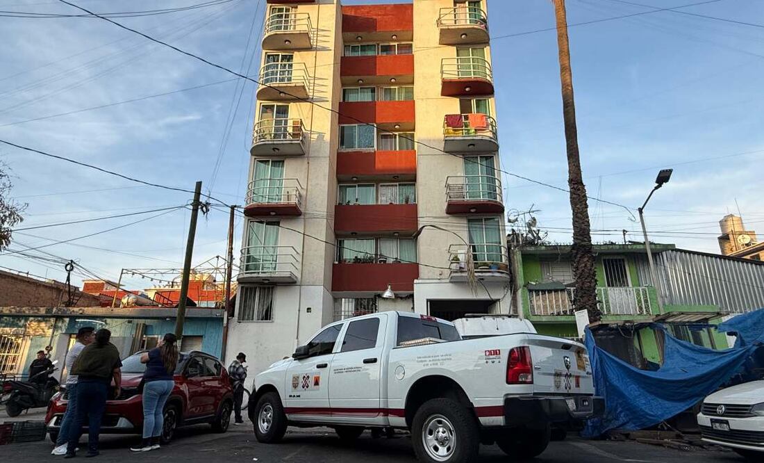 3 personas pierden la vida por presunta intoxicación de gas LP en la VC (02/01/2025). Foto: Iván Montaño / EL UNIVERSAL