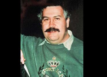 Descalzo y con una llamada telefónica como anzuelo, así fue “cazado” Pablo Escobar en 1993
