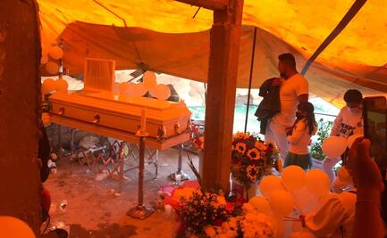 Video. "Lupita recibiría hoy su boleta, era muy buena alumna": Familiares despiden a menor fallecida por choque de tráiler