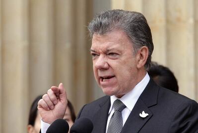 Santos autorizó avión militar para Felipe González