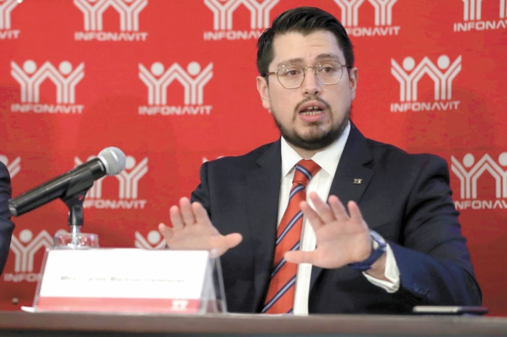 Carlos Martínez Velázquez recomendó a los trabajadores revisar si están dados de alta con el salario correcto para que puedan acceder a los créditos. Foto: ARCHIVO EL UNIVERSAL