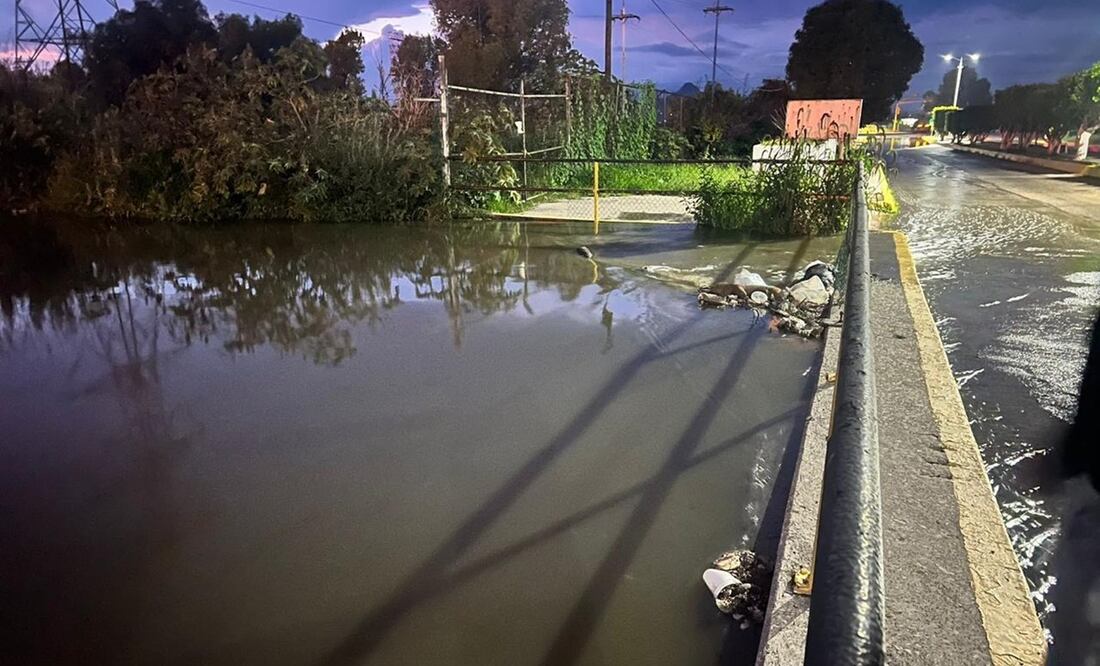 Abren compuertas del canal en Tula y provocan desbordamiento. Foto: Dinorath Mota López