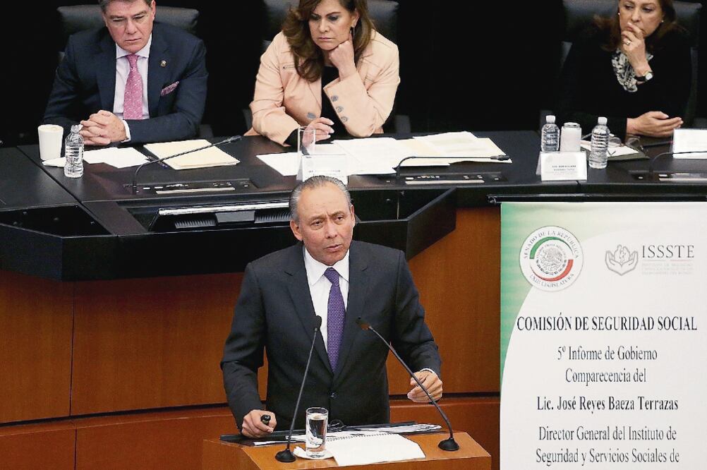 José Reyes Baeza Terrazas, director del ISSSTE, compareció ante senadores, quienes reconocieron el impulso de ese instituto a la construcción de hospitales en varios estados. (ISSSTE)