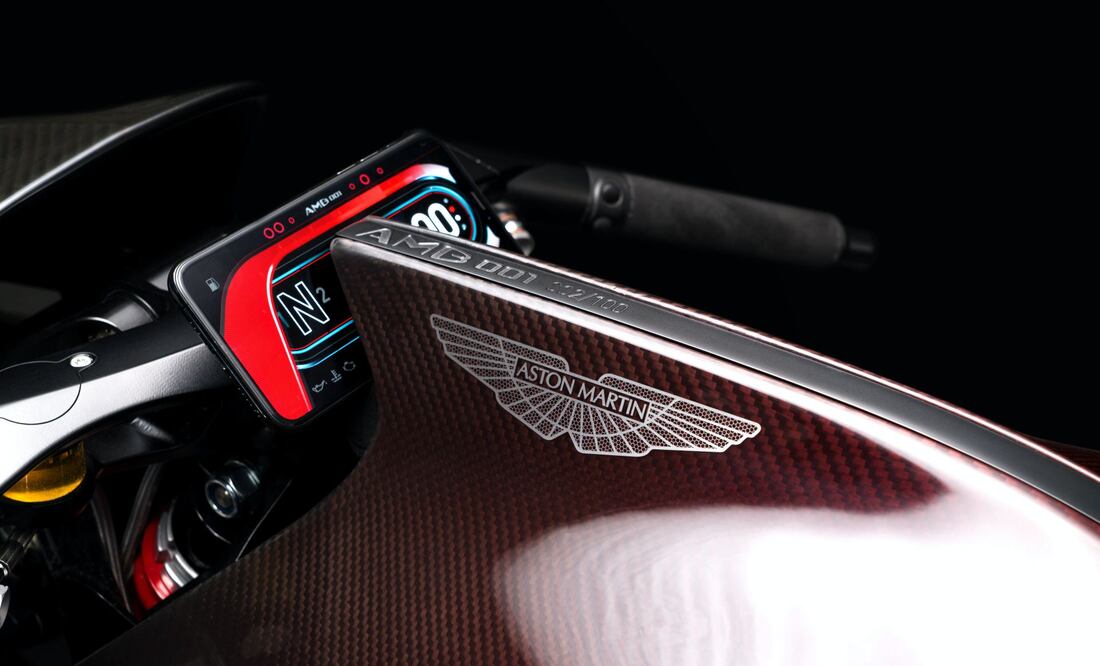 Aston Martin comienza las pruebas de su primera motocicleta