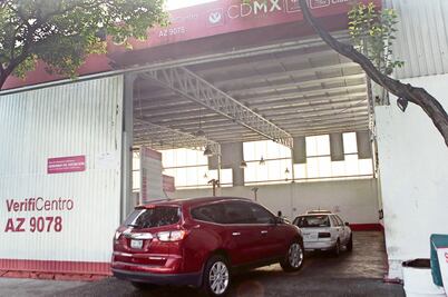 Cierran 72 verificentros en 3 años