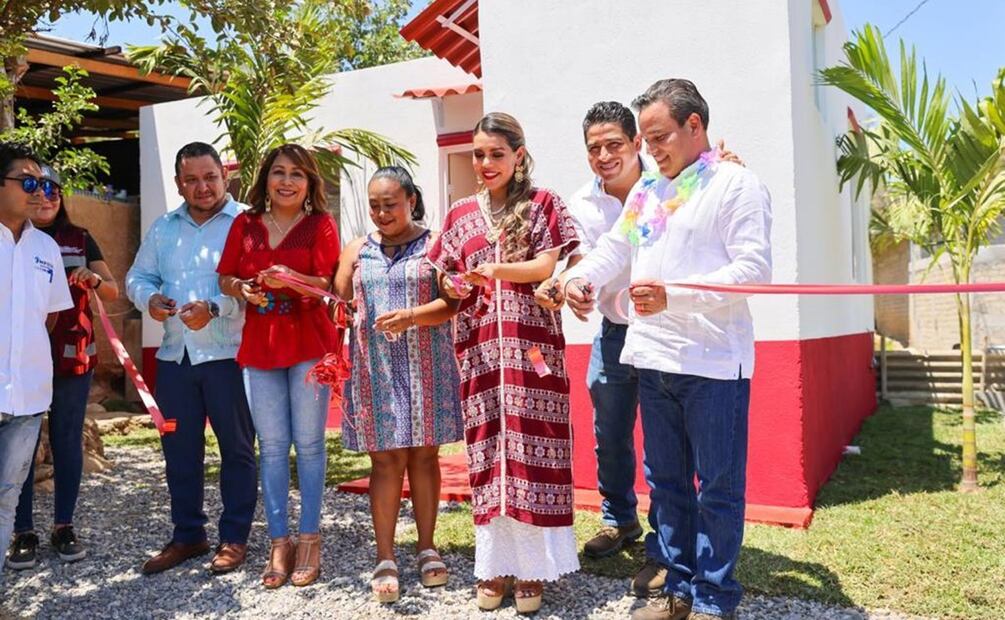 Evelyn Salgado entrega de apoyos