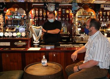 Medición de dióxido de carbono reconocería el riesgo de contraer Covid-19 en espacios cerrados