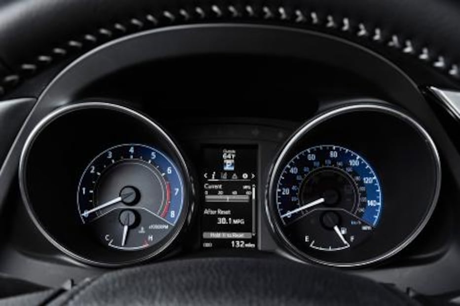 Toyota Corolla 2017: Un mejor plan para dominar al mundo