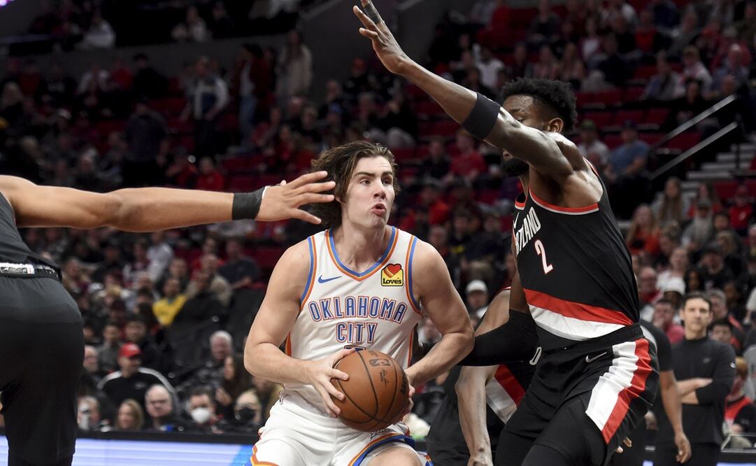 Josh Giddey en juego con los Oklahoma City Thunder - Foto: AFP