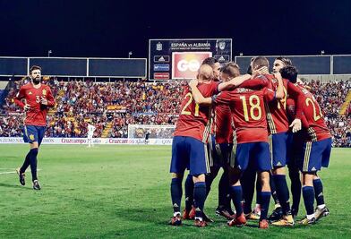 FIFA amenaza con expulsar a España del Mundial