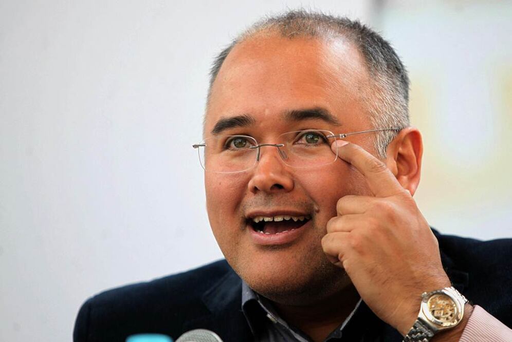 En conferencia de prensa, el cantante adelantó que el próximo año participará en Los puritanos, de Bellini, una producción del INBA