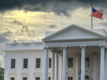 Despidos de empleados por el cierre de gobierno podrían ser "miles", prevé la Casa Blanca