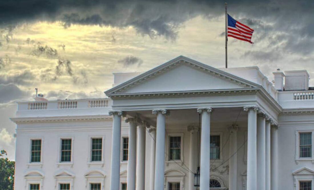 Washington Post y ABC realizan encuesta para saber opinión de la demolición del ala este de la Casa Blanca (30/10/2025). Foto: iStock