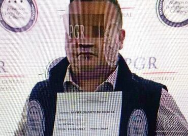 Sonrisa y estilo hipster de Javier Duarte se quedan en Guatemala