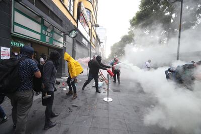 Autoridades de CDMX investigan vandalismo en marcha por los 43