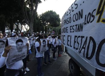 Pide EU a México continuar investigación sobre los 43 normalistas