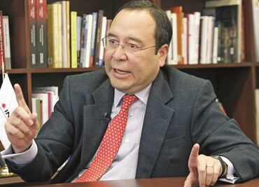 No es verdad que consejeros cambien de criterio sobre tarjetas: Murayama a AMLO